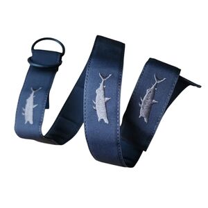 VINEYARD VINES golf belt fabric Shark‎ week belt in Blue Shark Pattern M